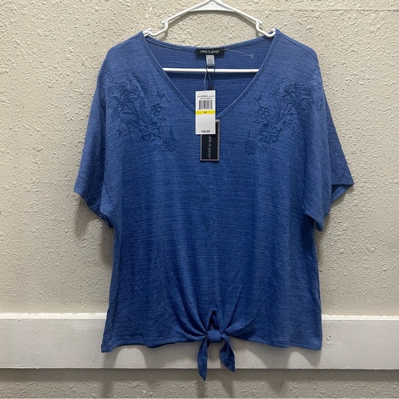 Cable & Gauge Embroidered Tie Front Dolman Sleeve Top NWT M - Picture 1 of 6